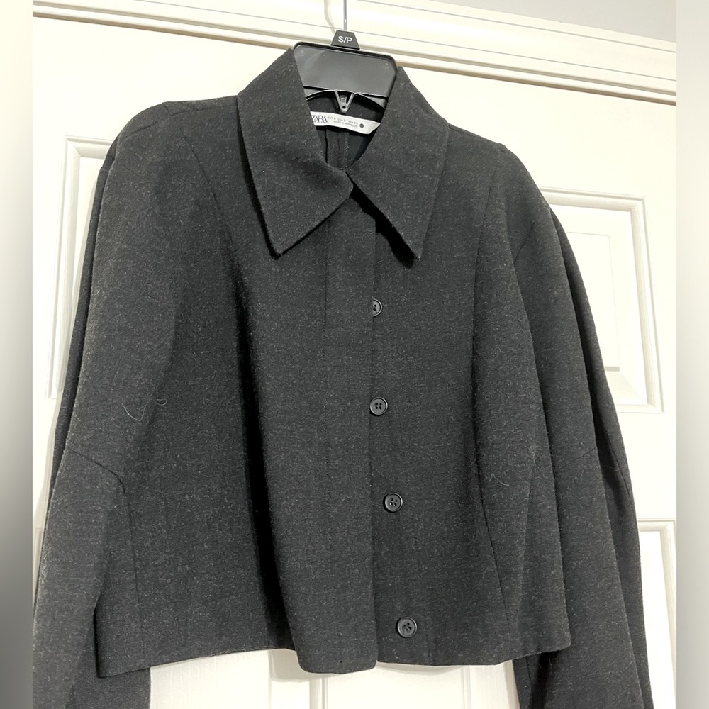 Like new Zara grey top / jacket